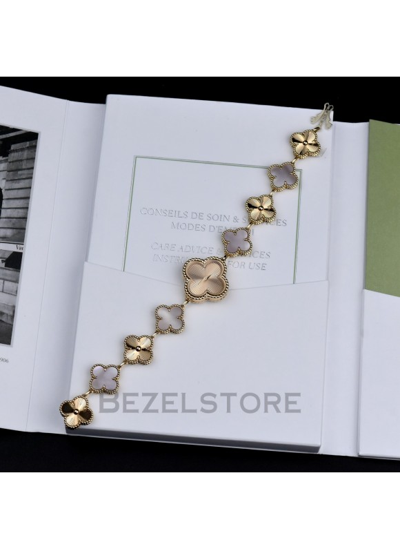 Van Cleef & Arpels Arpels Sweet Alhambra 22.7 mm VCARO90100